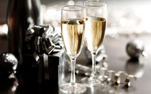 champagne-glasses-1024x640